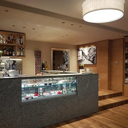 Alps Oriental Wellness Hotell 3*